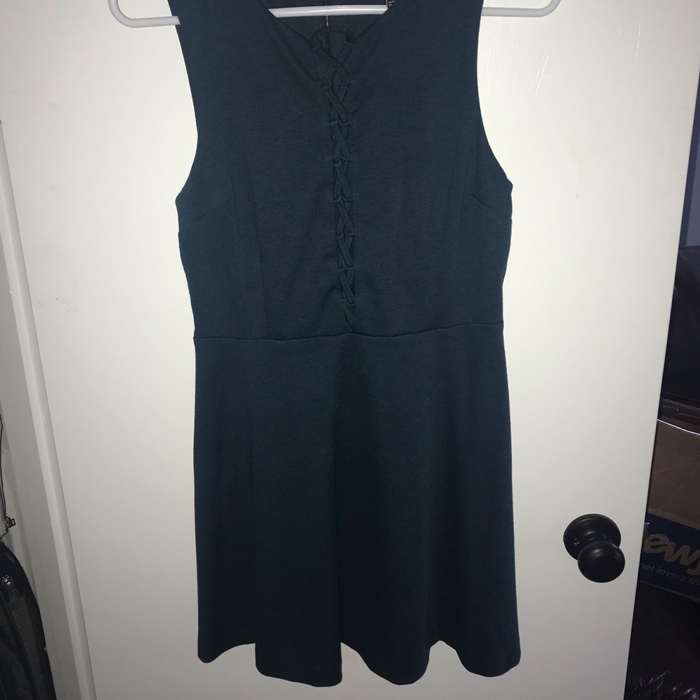 Criss cross dress